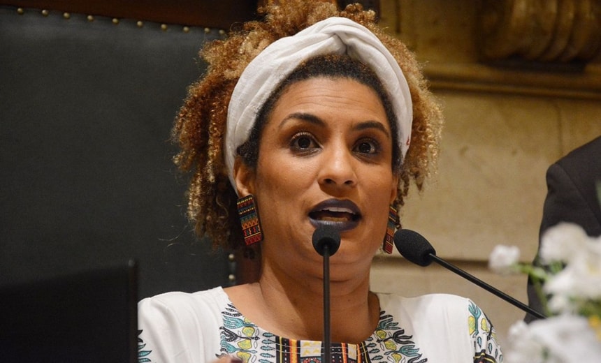 Suspeitos de matar Marielle Franco são transferidos para presídio em Bangu