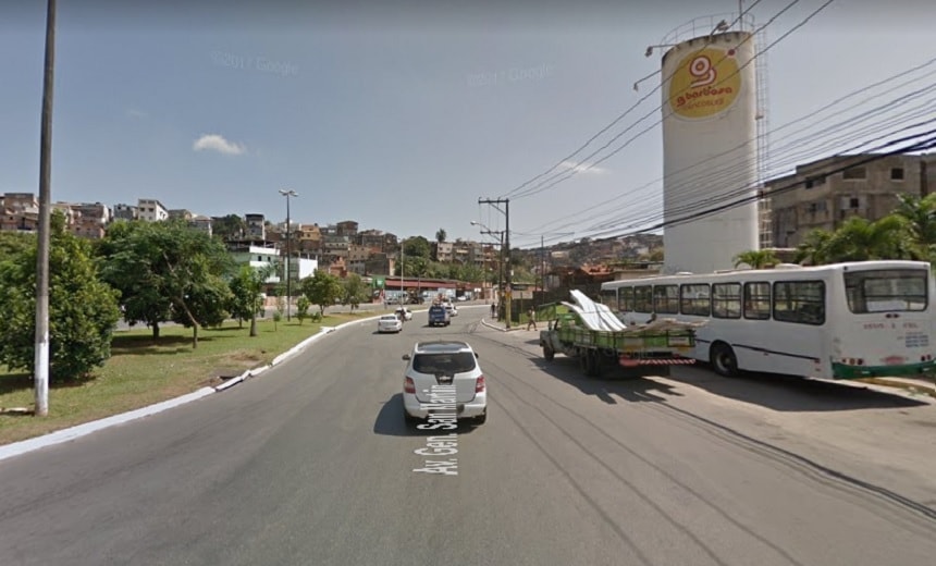 Caminhão atropela pedestre na Avenida San Martin