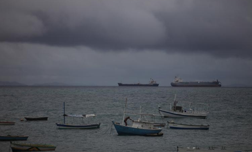 Marinha emite alerta sobre possível formação de ciclone capaz de atingir a Bahia