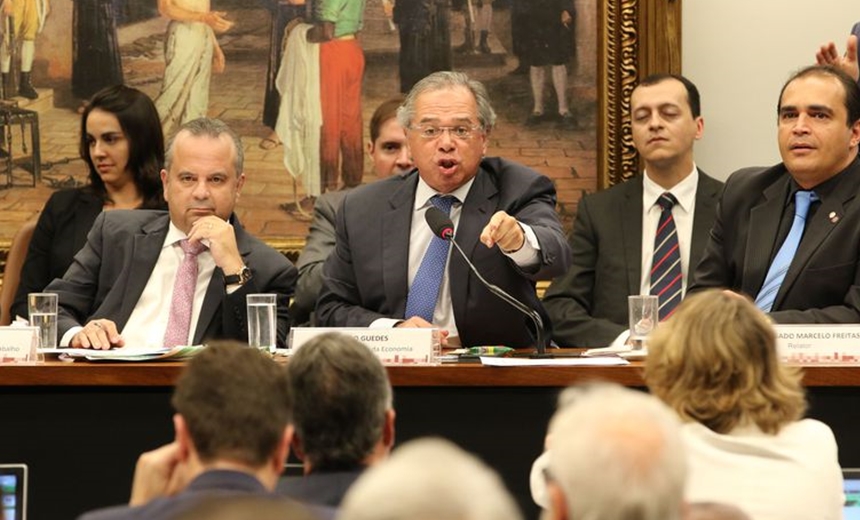 Audiência com Ministro Paulo Guedes na CCJ é encerrada depois de tumulto