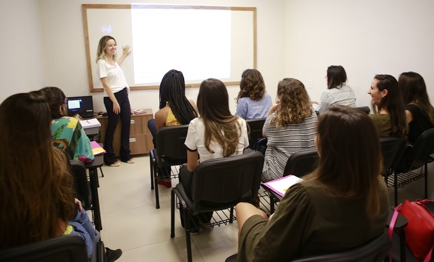 Escola Baiana de Arte e Moda oferece cursos de inovação e especialização profissional