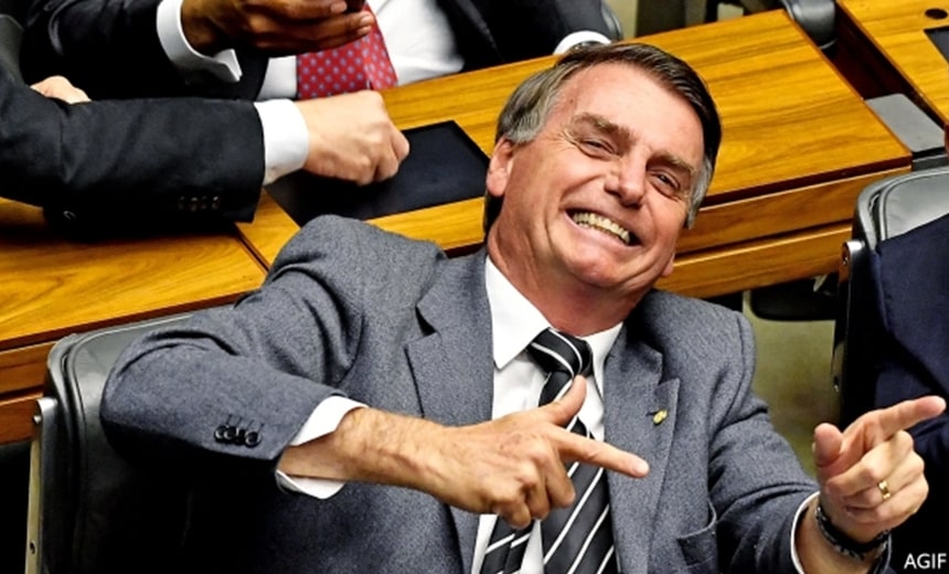 Bolsonaro anuncia 13º do Bolsa Família na próxima semana