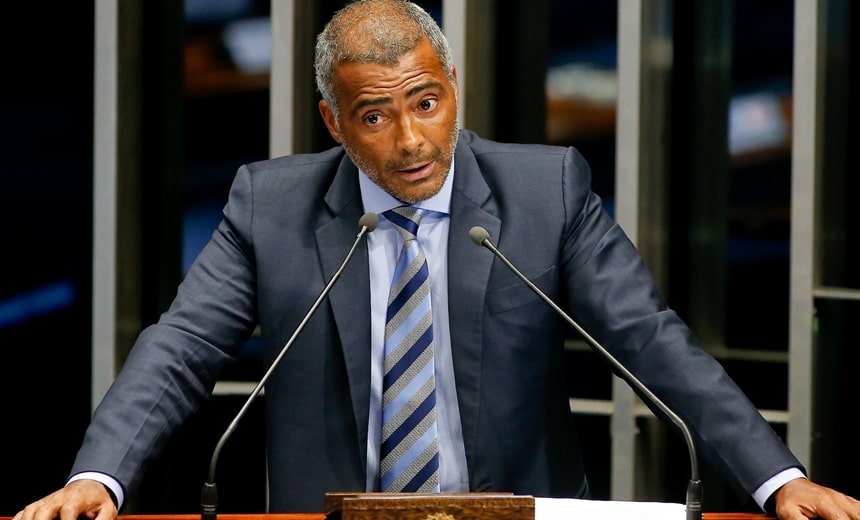 Romário analisa ideias e tenta impedir posse de novo presidente da CBF