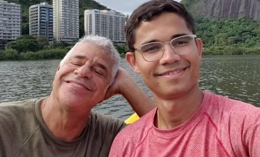 Lulu Santos e noivo celebram 1 ano juntos com declarações de amor nas redes sociais