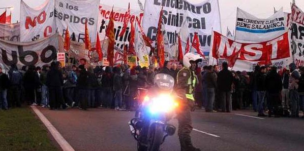 Greve geral na Argentina nesta terça-feira afeta voos do Brasil