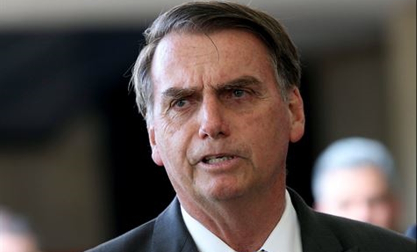 Bolsonaro veta concurso público em 2020 e propõe salário mínimo sem aumento real