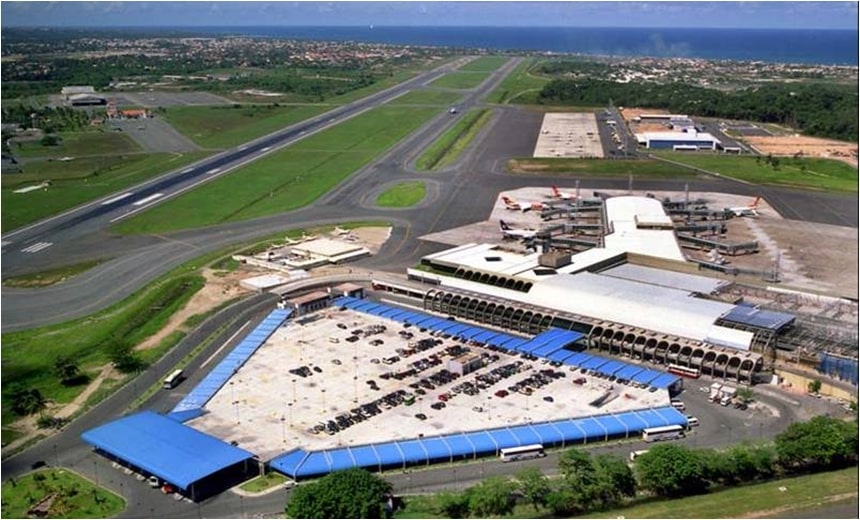 Passageiros ficam assustados após avião arremeter em Salvador; veja vídeo