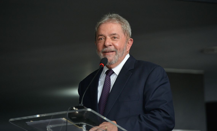 &#8220;A pena tinha que ser zero&#8221;, diz Lula após decisão do STJ de reduzir condenação