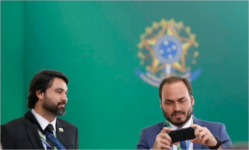 Polêmica: senador dá emprego de R$ 23 mil para primo dos filhos de Bolsonaro