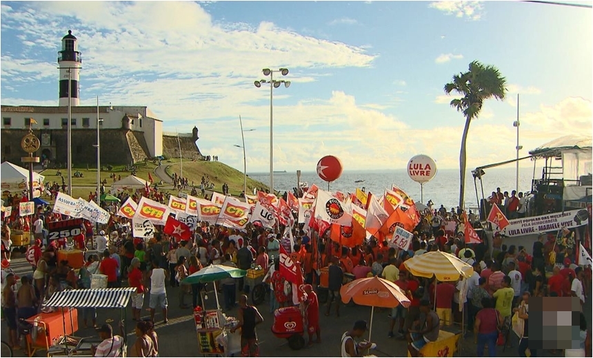 CUT promete greve geral; em Salvador, protesto acontece no Farol da Barra