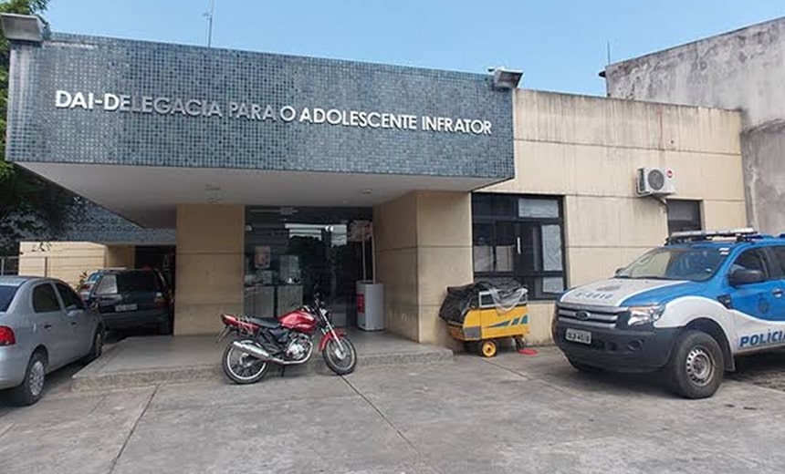 Adolescente é apreendido por envolvimento em tentativa de latrocínio em hotel