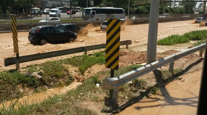 Cinco cidades e 34 bairros de Salvador são afetados por rompimento de adutora; veja lista