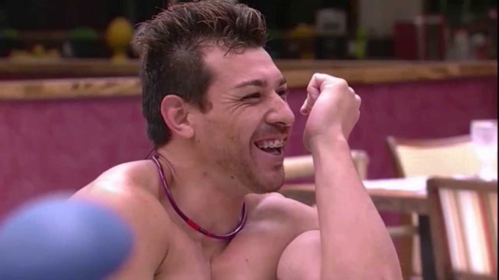 Cézar vence o Big Brother Brasil 15 com 65% dos votos