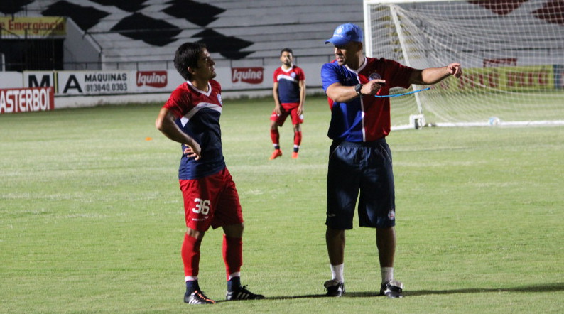 Bahia finalizou treinamento em Recife para a partida de hoje com o Sport