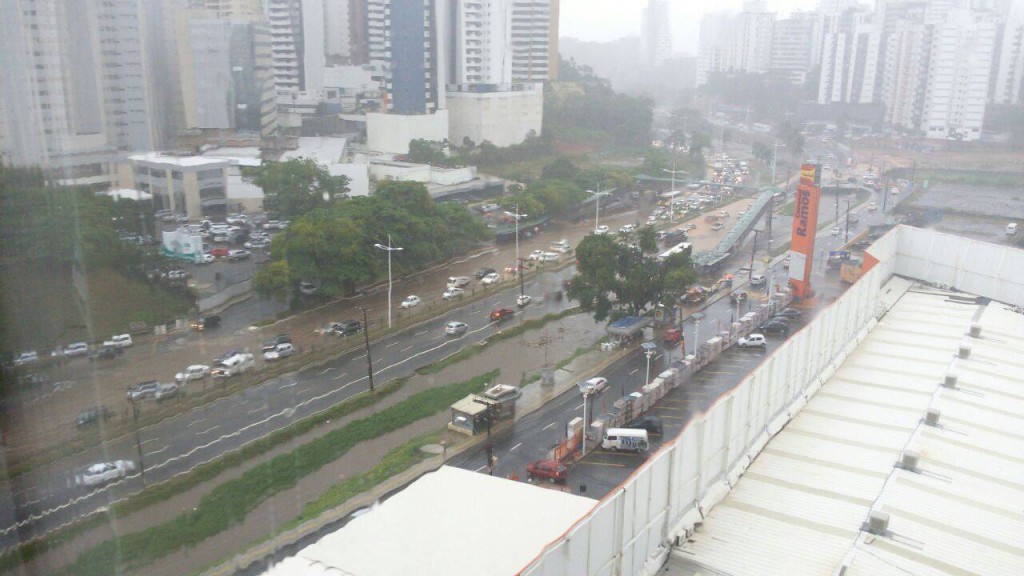 Vigilância orienta população sobre como evitar doenças em alagamentos