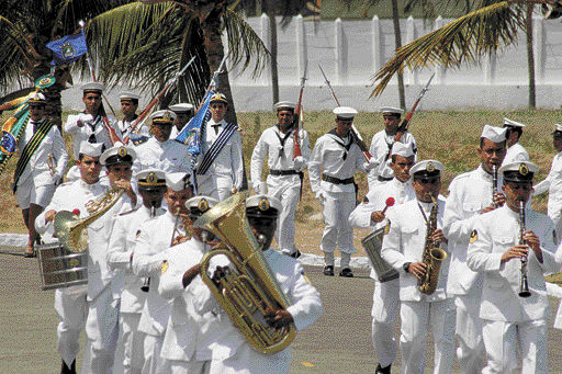 Marinha abre 42 vagas para músicos