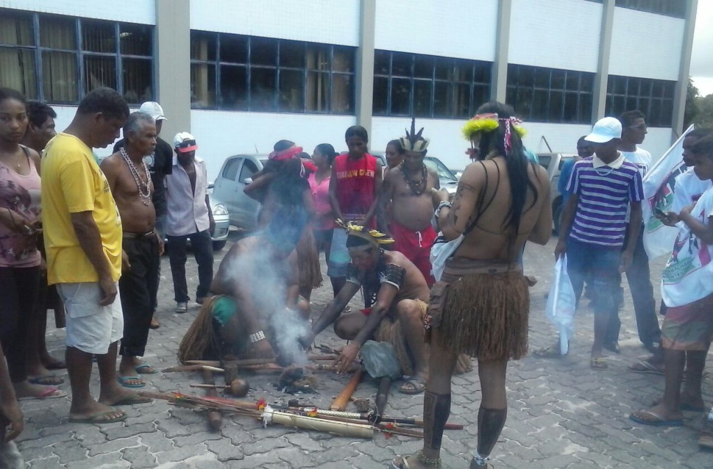 Movimentos de luta pela terra ocupam sede do INCRA em Salvador