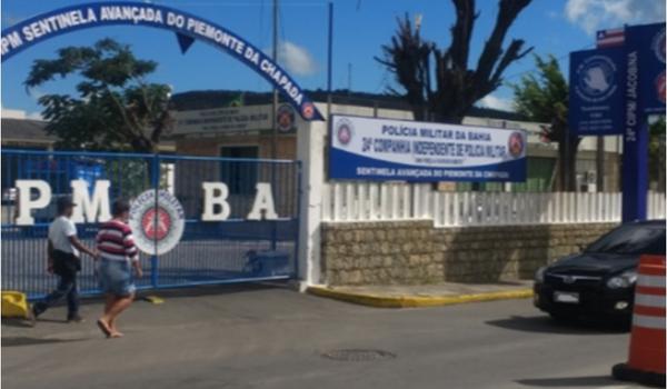 Moradores brigam com facas e pedras no meio da rua em Jacobina