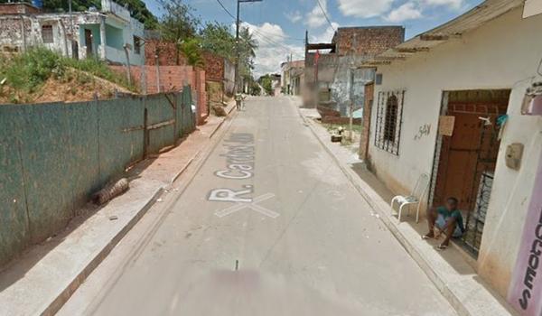 Adolescente fica ferido após briga entre traficantes no Rio Sena; áudios registram tiroteio