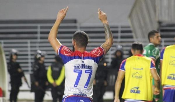 Em Maceió, Bahia ganha do CSA após sequência de nove jogos sem vencer