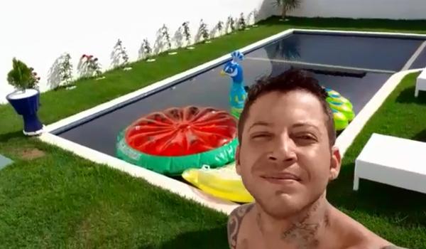 Kannário posta vídeo em piscina após "fake news" sobre sua prisão; "o certo é certo" 