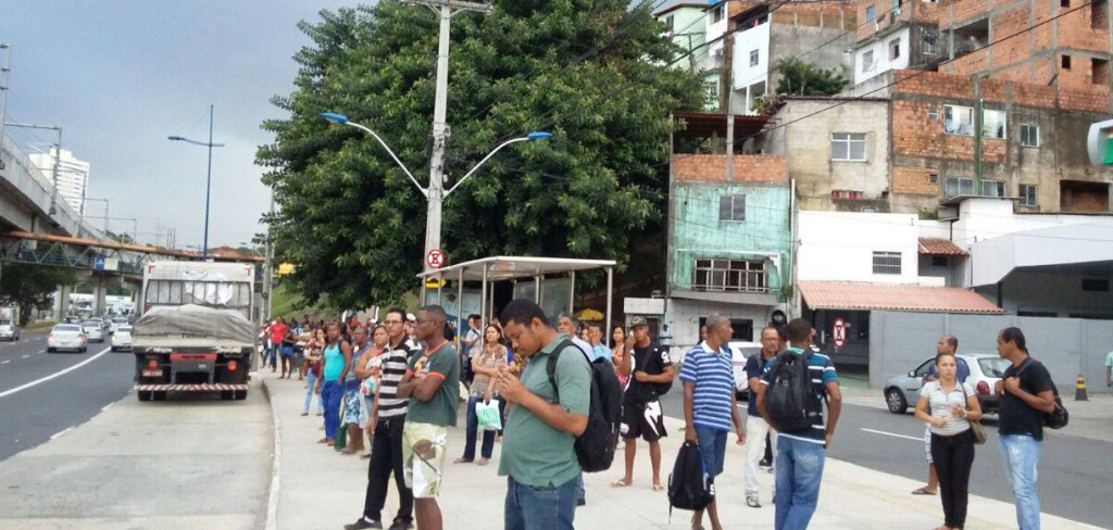 Protestos contra a Terceirização: ônibus pararam nesta manhã e mais manifestações acontecem em Salvador