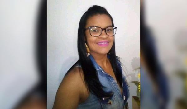 Mulher é morta com golpes de garrafadas após filha discutir na rua 