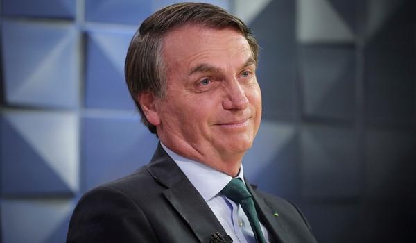 Bolsonaro dá nota 7 ao próprio governo; "se não fizemos mais, é porque faltou"