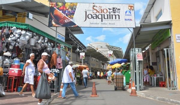 Homem sofre infarto fulminante ao ver carro sendo rebocado na Feira de São Joaquim