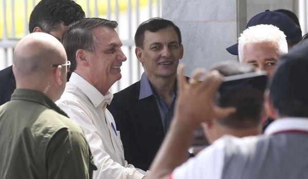 Bolsonaro aposta no número do PT para ganhar os R$ 300 milhões da Mega da Virada