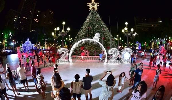 Decoração natalina no Campo Grande será retirada na segunda; 900 mil pessoas já passaram pelo local