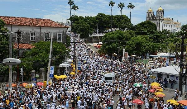 Prefeitura abre licenciamento para ambulantes que querem trabalhar na Lavagem do Bonfim