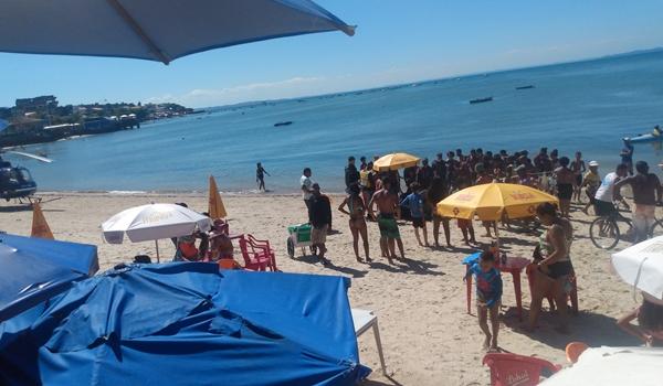 Homem morre após se afogar na Praia da Ribeira 