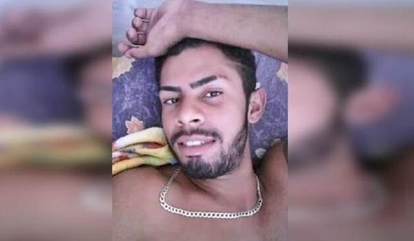 Jovem é executado a tiros dentro de carro no interior da Bahia