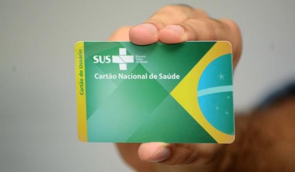 Cartão SUS com nome social pode ser feito em Salvador; confira