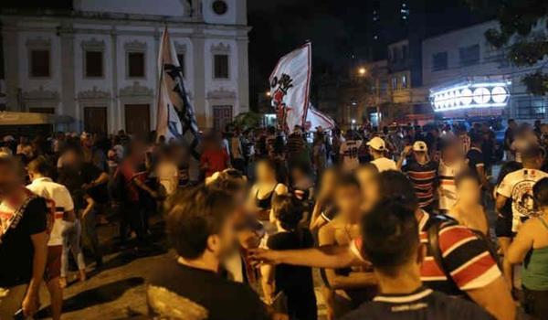 Vídeo: Torcida organizada do Sport invade evento do Santa Cruz e festa acaba em 'guerra'; assista