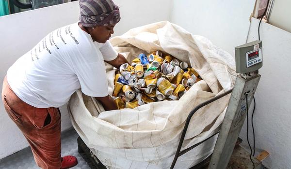 Operação Coleta Seletiva prevê recolher 120 toneladas de material durante o Carnaval