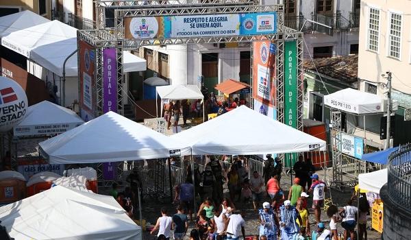 Em quatro dias de festa, Carnaval de Salvador já recebeu mais de 6 milhões de foliões