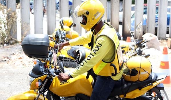 Credenciamento de mototaxistas começa em março; saiba como fazer