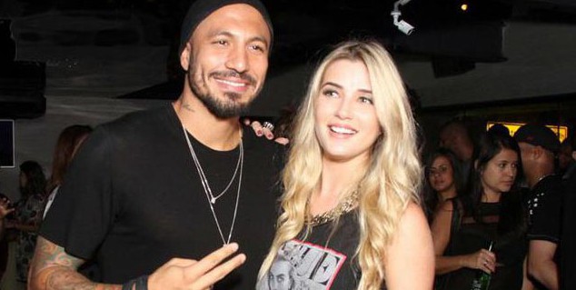 Ex-BBB Fernando comemora aniversário com Aline, no Rio