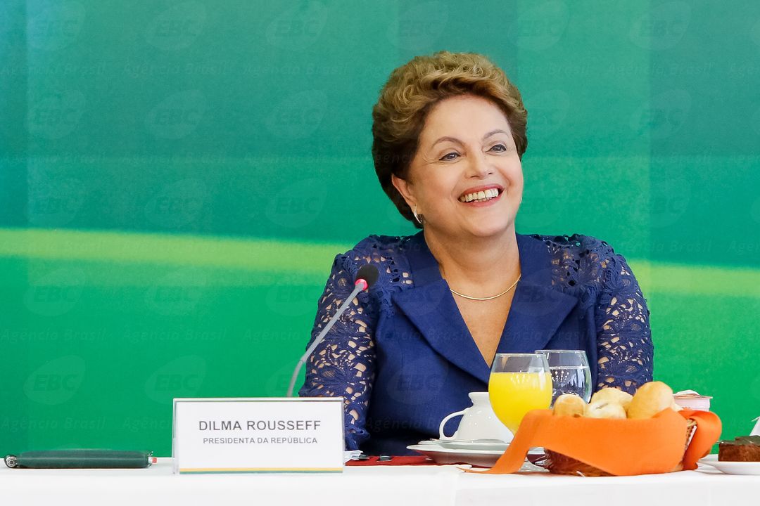 Brasil não vive crise de corrupção nem tem intocáveis, diz Dilma