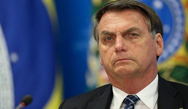 Bolsonaro fará novo exame de coronavírus e deve ficar em isolamento, diz jornal