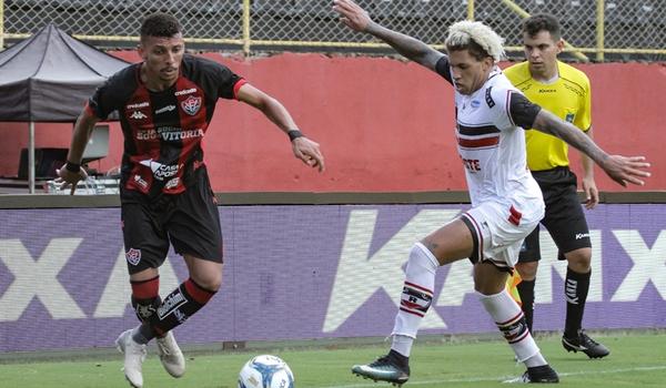 Vitória vence River-PI em partida dentro de casa e assume vice-liderança do Grupo B