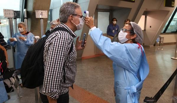 Após Anvisa impedir ação da Sesab, Justiça Federal autoriza barreira sanitária no aeroporto de Salvador