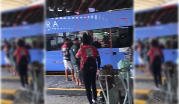 Veja como foi a chegada do último ônibus antes do fechamento da rodoviária de Salvador 