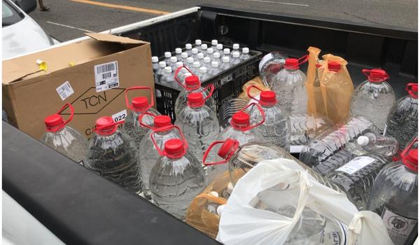 Polícia Civil flagra empresa de informática comercializando álcool em gel e máscaras no bairro da Pituba