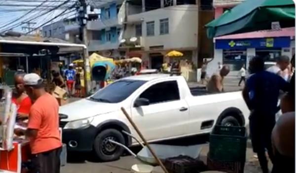 "Tudo na Bahia é festa", desabafa PM ao ver bar cheio em Salvador; veja outros flagrantes 