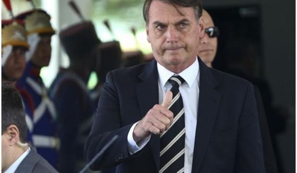 Bolsonaro quer ampliar lista de atividades consideradas essenciais, durante pandemia de coronavírus