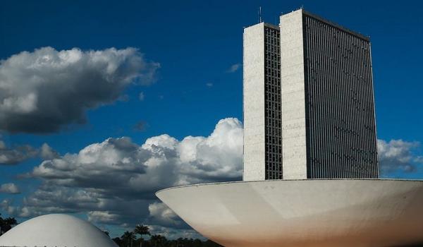 Câmara pode votar crédito para micro e pequenas empresas nesta quarta-feira