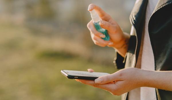 Especialista dá dicas de como usar água sanitária na prevenção do coronavírus, confira